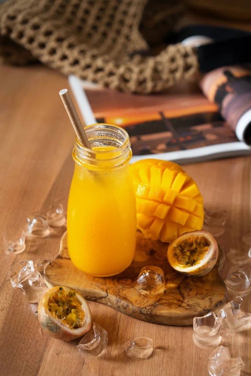 Лимонад манго-маракуйя